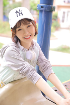 三月女郎